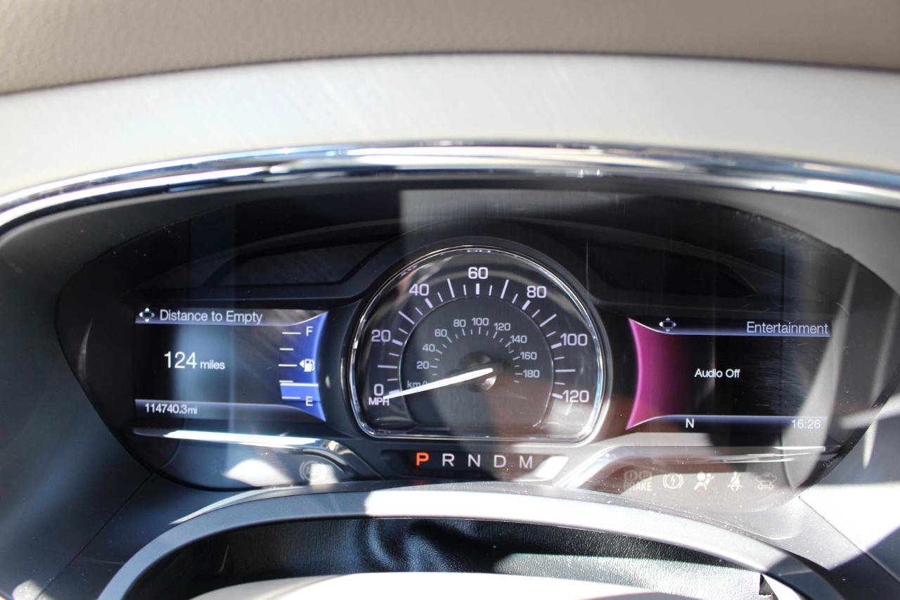 Used 2016 Lincoln Navigator L Select AWD/4WD image 22