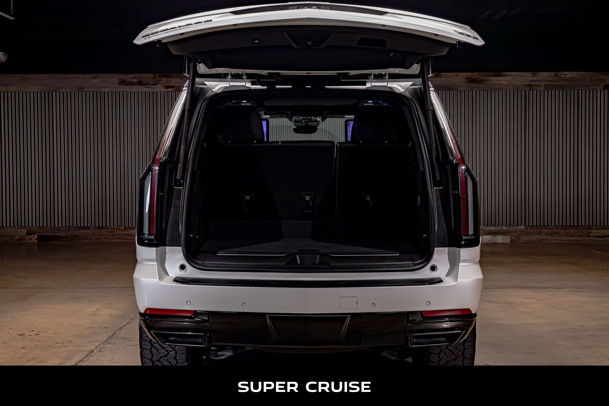 Used 2025 Cadillac Escalade Sport Platinum AWD/4WD image 9