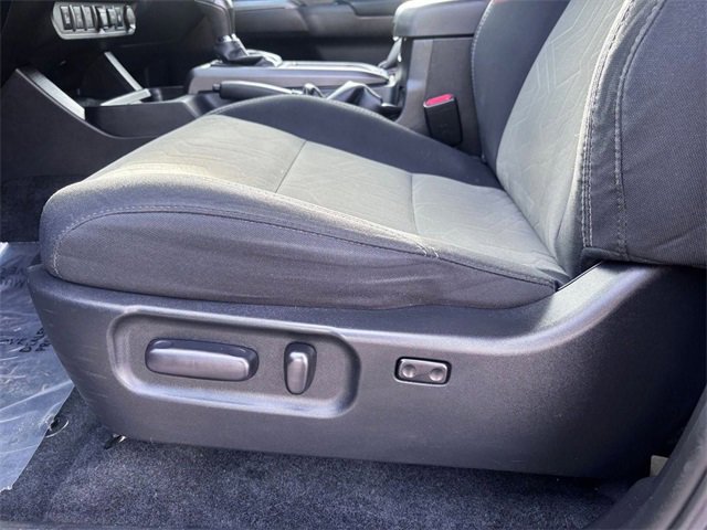 Used 2020 Toyota Tacoma TRD Sport w/ Technology Package image 11