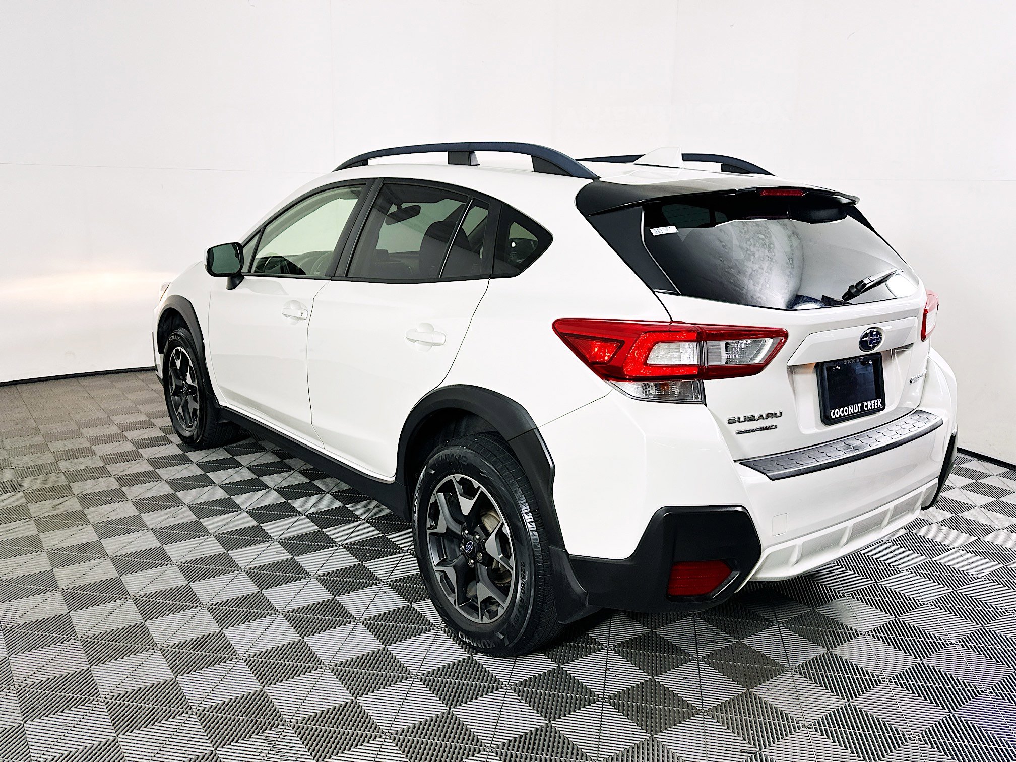 Used 2019 Subaru Crosstrek 2.0i Premium image 5