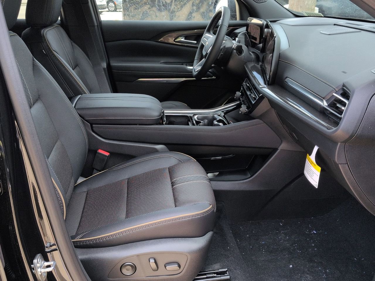 New 2026 Chevrolet Traverse High Country image 25
