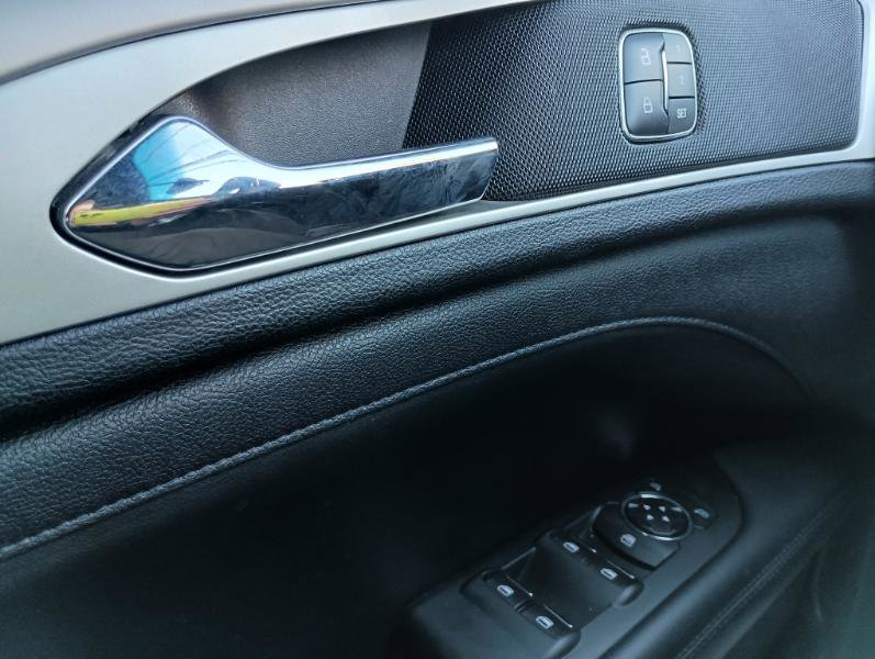 Used 2017 Lincoln MKZ Premiere image 18