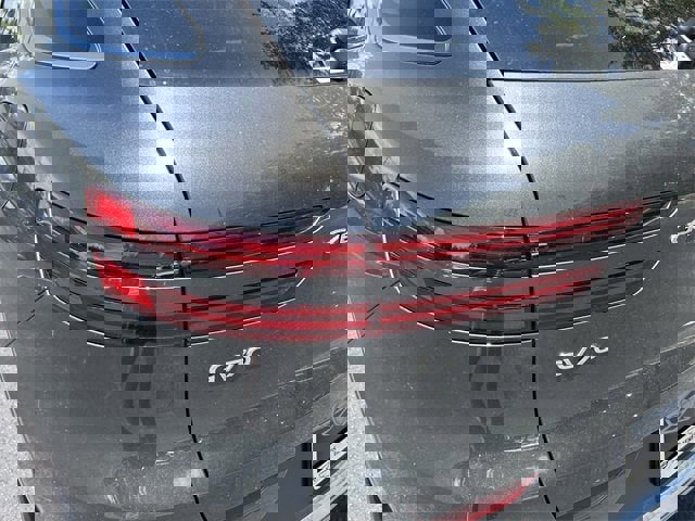 Used 2026 Genesis GV70 2.5T Select image 16