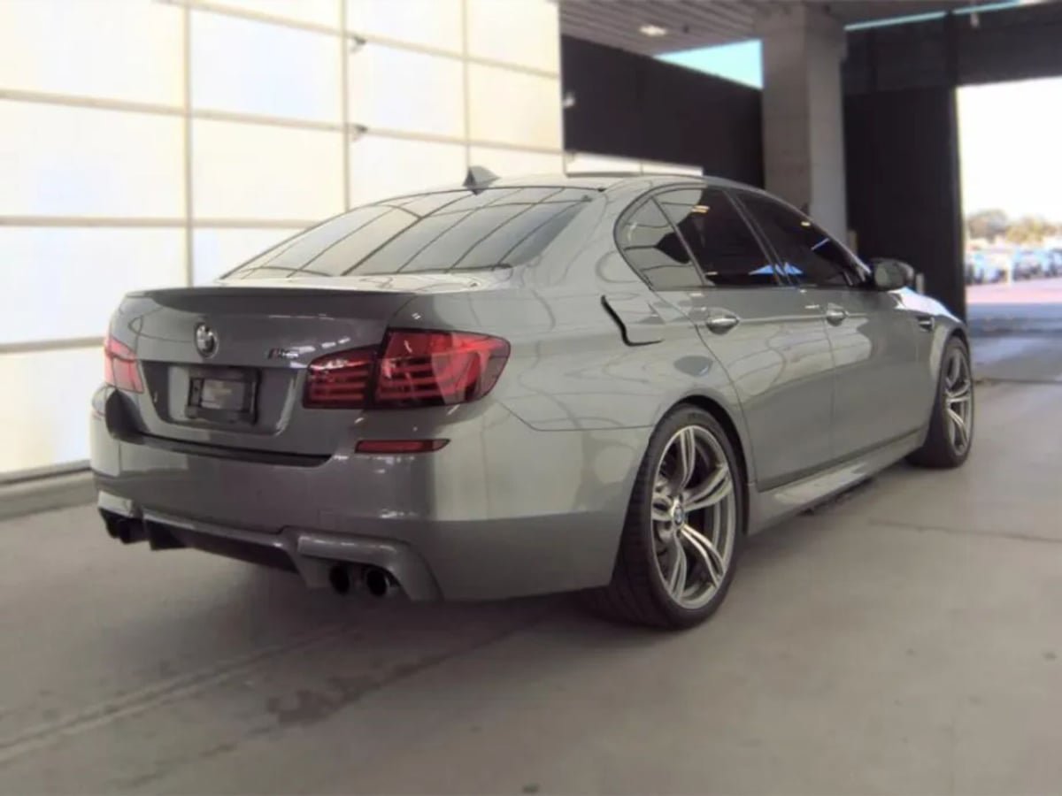 Used 2013 BMW M5 RWD image 4