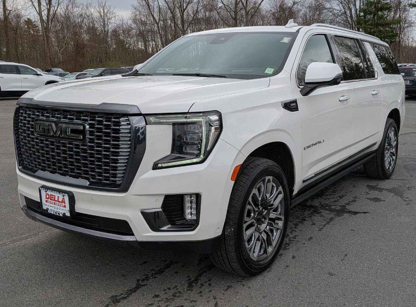 Certified 2023 GMC Yukon XL Denali Ultimate AWD/4WD image 5