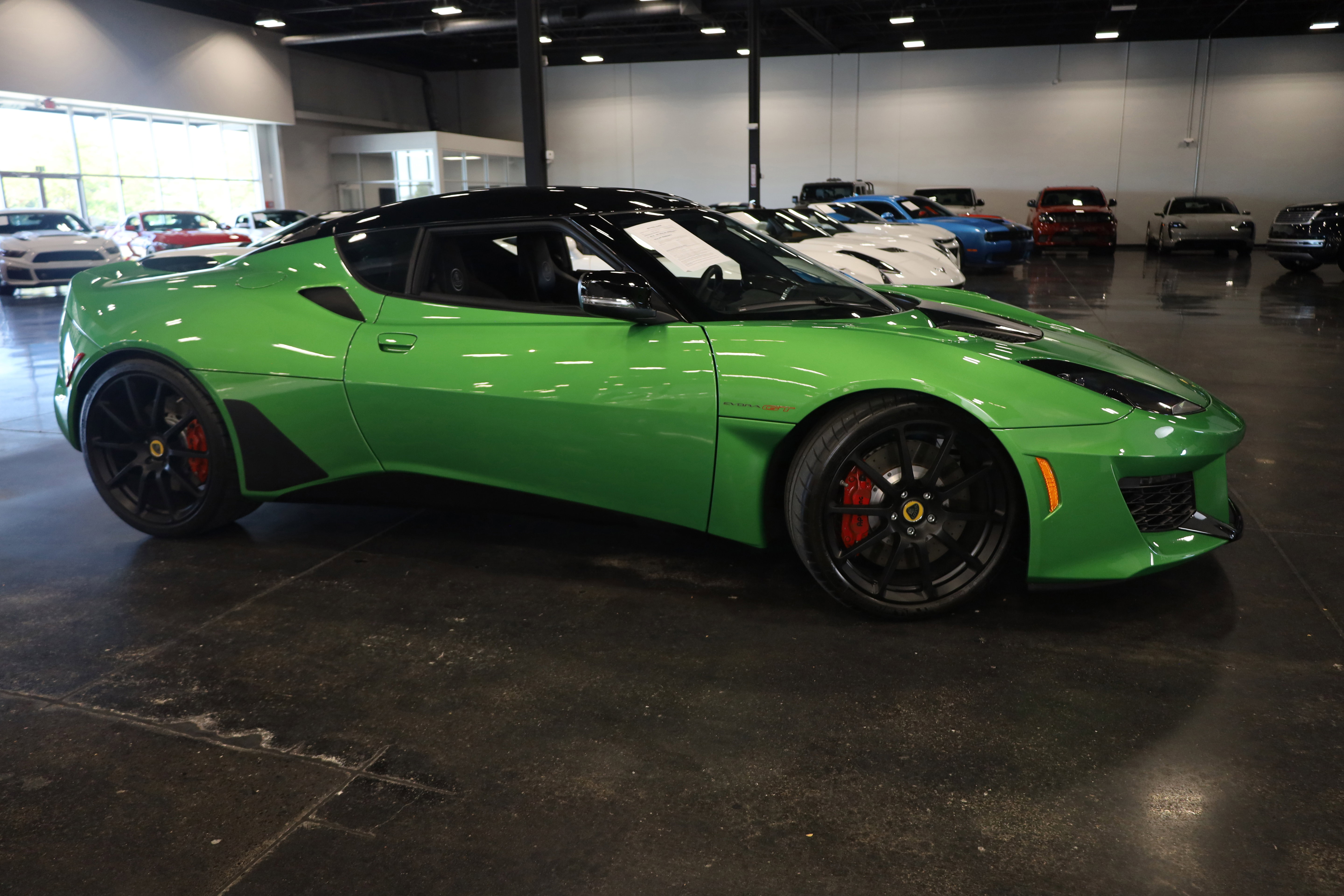Used 2021 Lotus Evora image 9