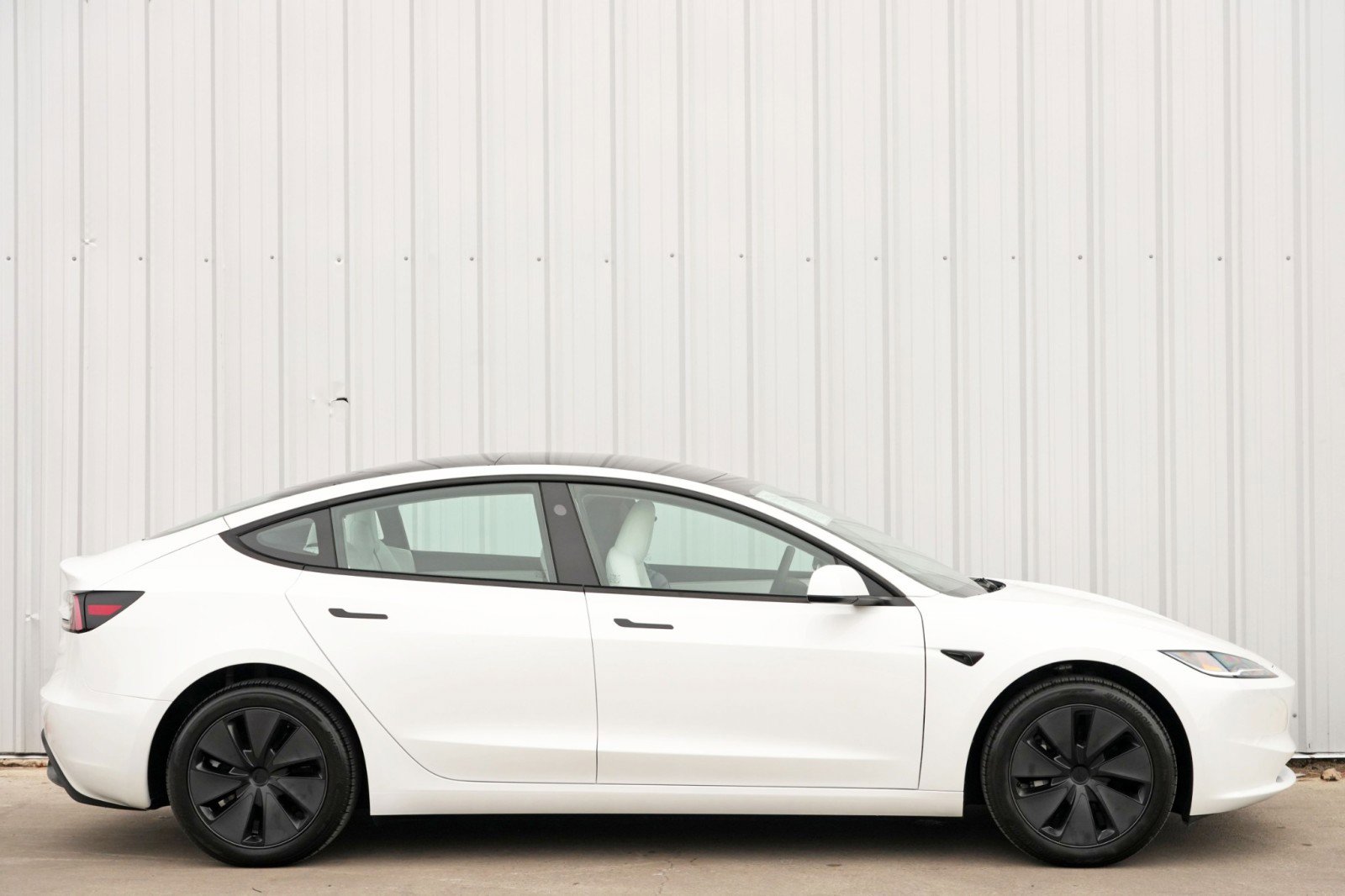 Used 2025 Tesla Model 3 Long Range image 56