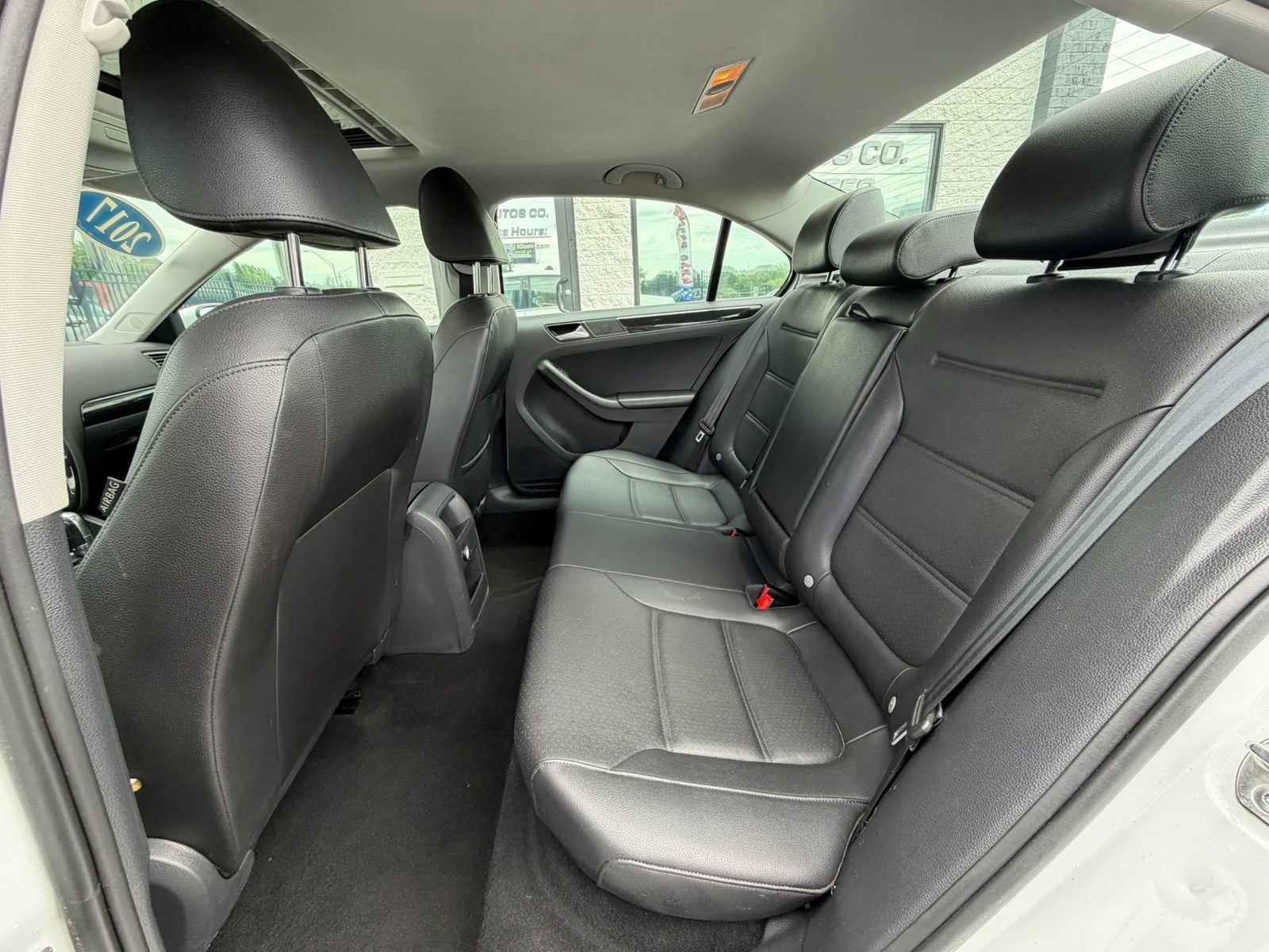Used 2017 Volkswagen Jetta SEL FWD image 44