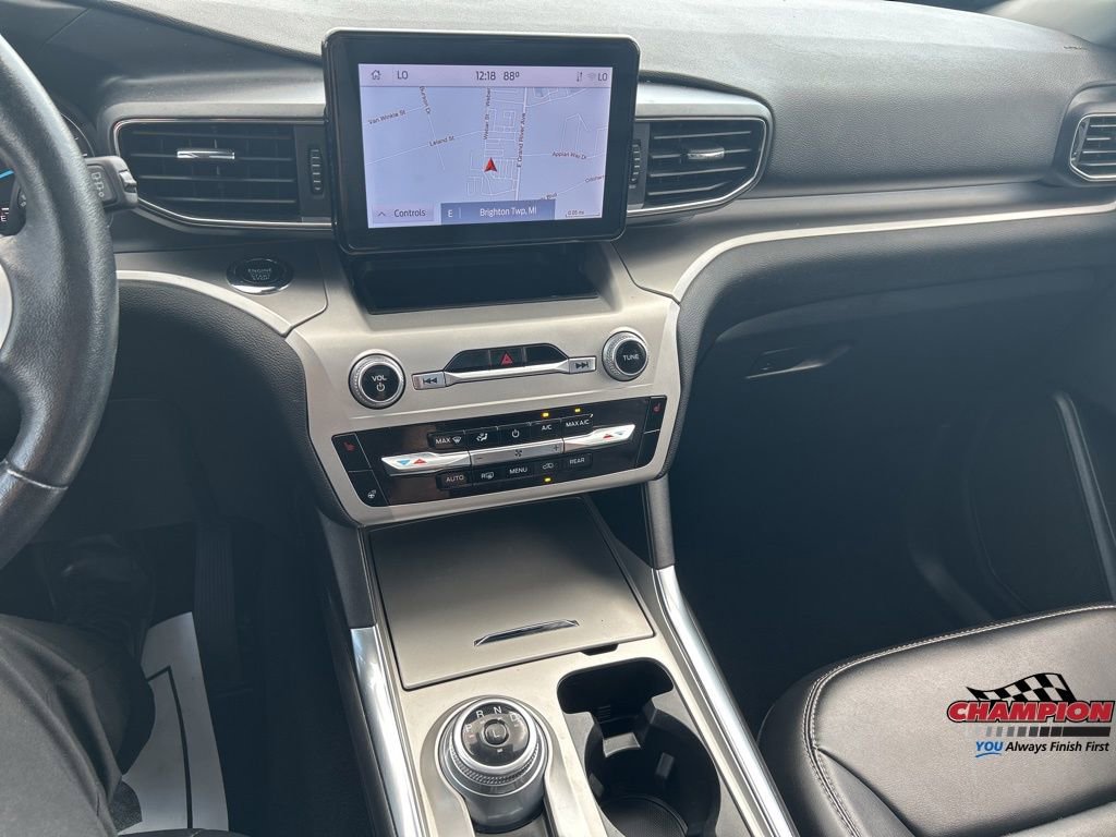 Used 2022 Ford Explorer XLT w/ Equipment Group 202A image 15