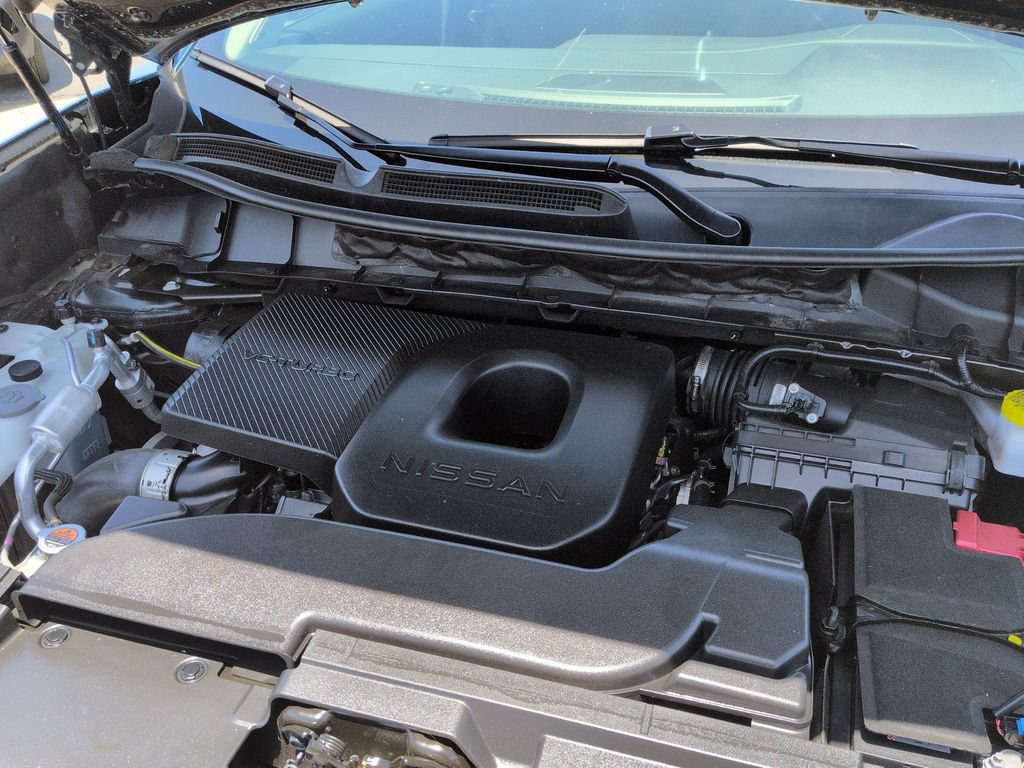 Certified 2025 Nissan Murano SL w/ Cargo Package AWD/4WD image 9