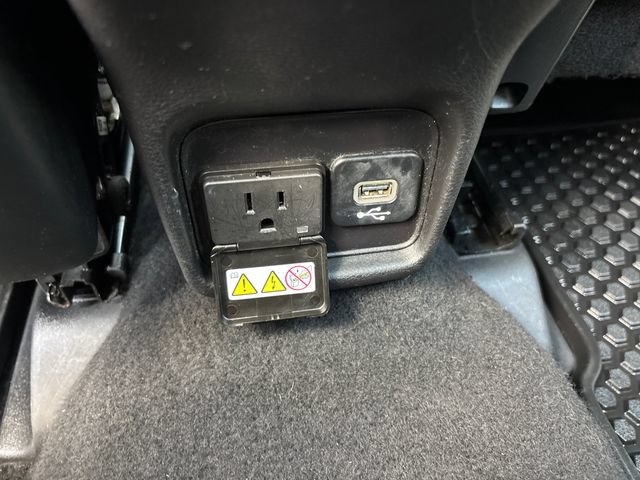 Used 2019 Jeep Compass Latitude w/ Cold Weather Group AWD/4WD image 13