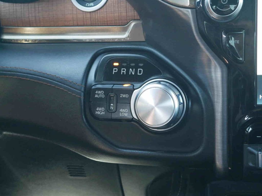 Used 2022 RAM 1500 Limited w/ Body-Colour Bumper Group image 8