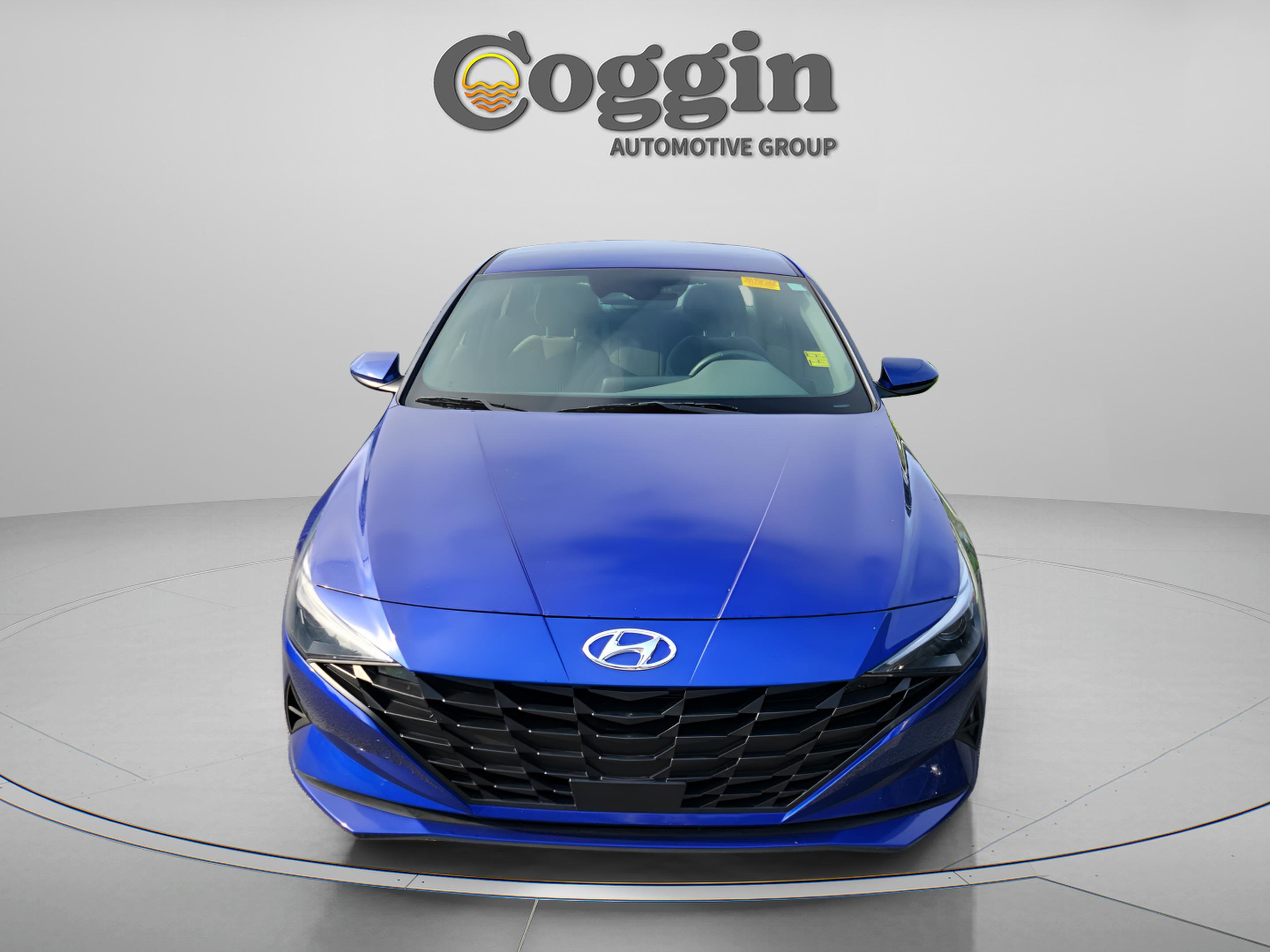 Used 2023 Hyundai Elantra SEL w/ Convenience Package FWD image 7