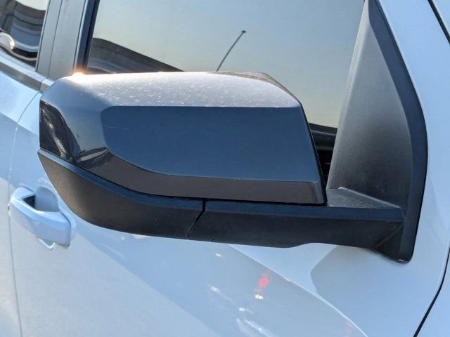 Used 2023 Chevrolet Colorado LT w/ LT Convenience Package II image 11