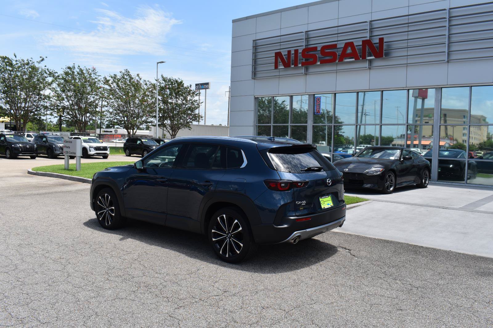 Used 2023 MAZDA CX-50 AWD 2.5 Turbo w/ Premium Pkg image 6