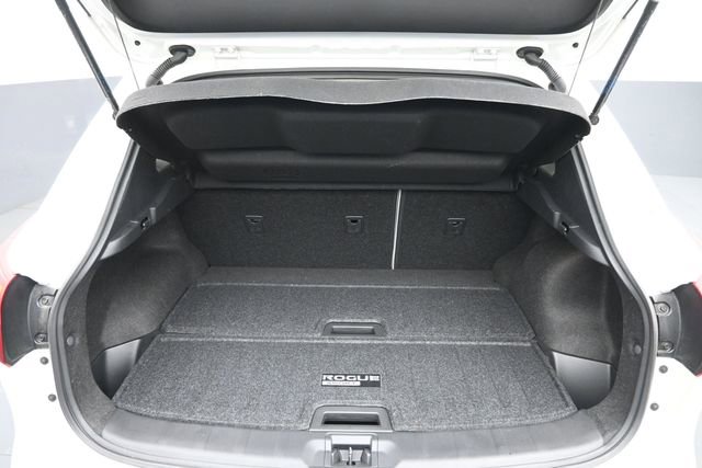 Used 2019 Nissan Rogue Sport SV w/ Technology Package AWD/4WD image 6