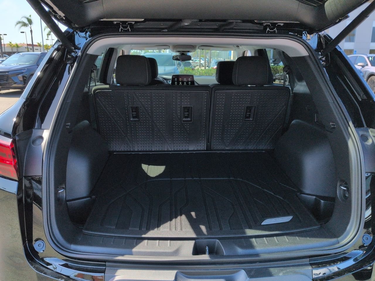 New 2026 Chevrolet Blazer LT w/ Convenience Package FWD image 27