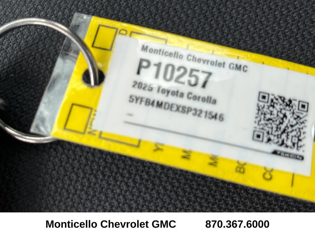 Used 2025 Toyota Corolla LE FWD image 23