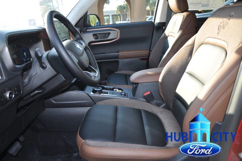 New 2025 Ford Bronco Sport Outer Banks w/ Outer Banks Tech Package+ image 10