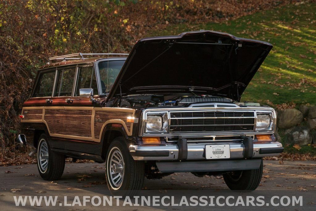 Used 1991 Jeep Grand Wagoneer image 47