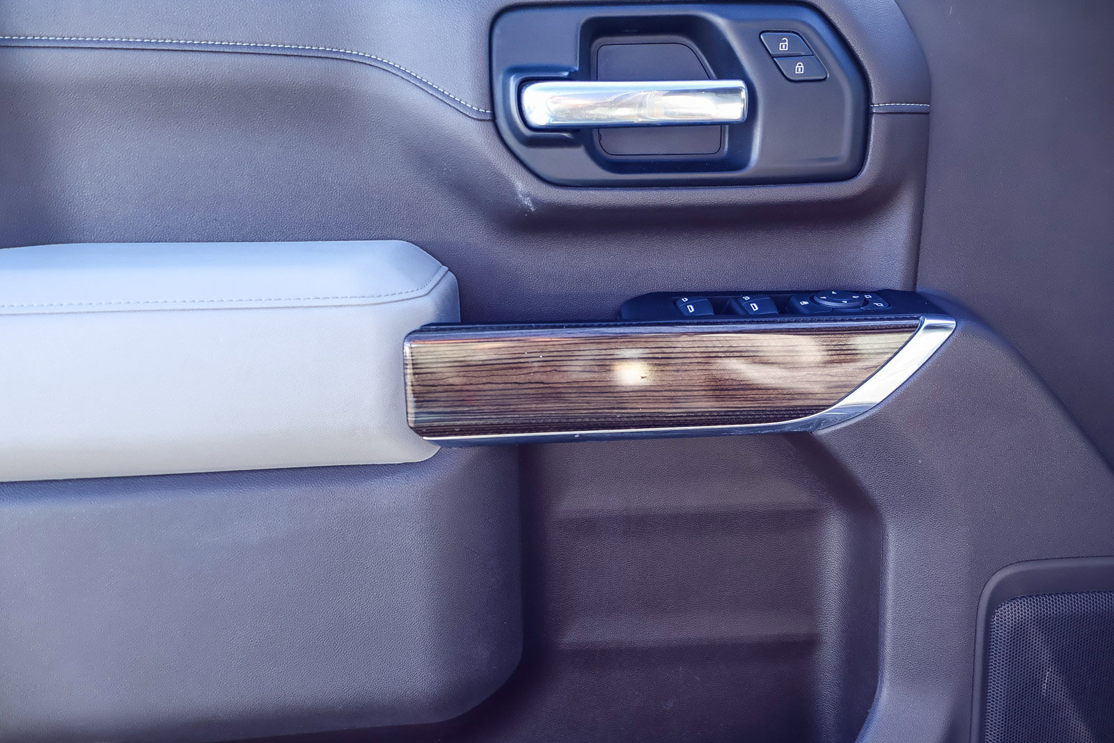 Used 2020 Chevrolet Silverado 2500 LT w/ Gooseneck/5TH Wheel Package image 10