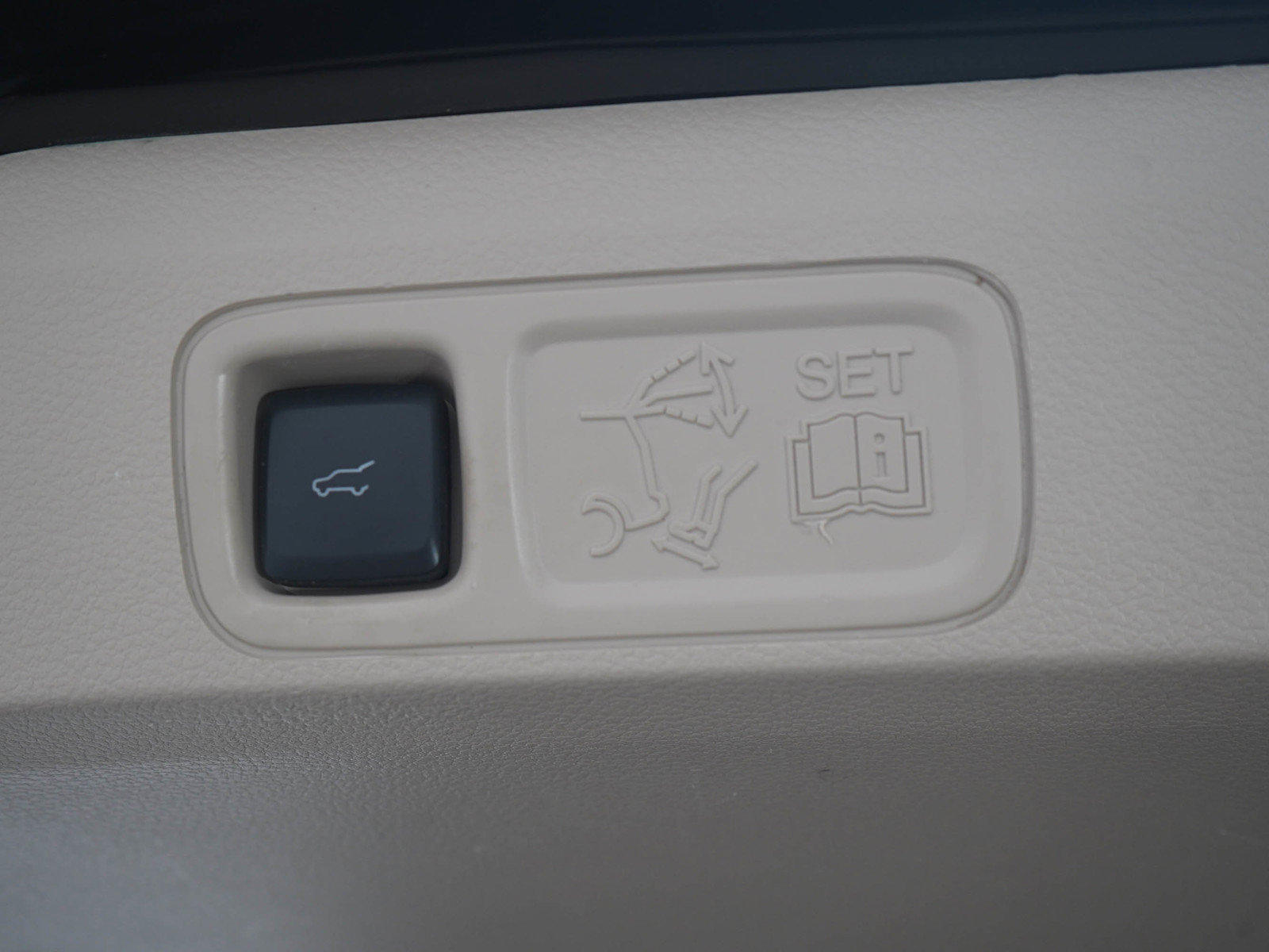 Used 2021 Lincoln Navigator L Reserve w/ Luxury Package AWD/4WD image 19