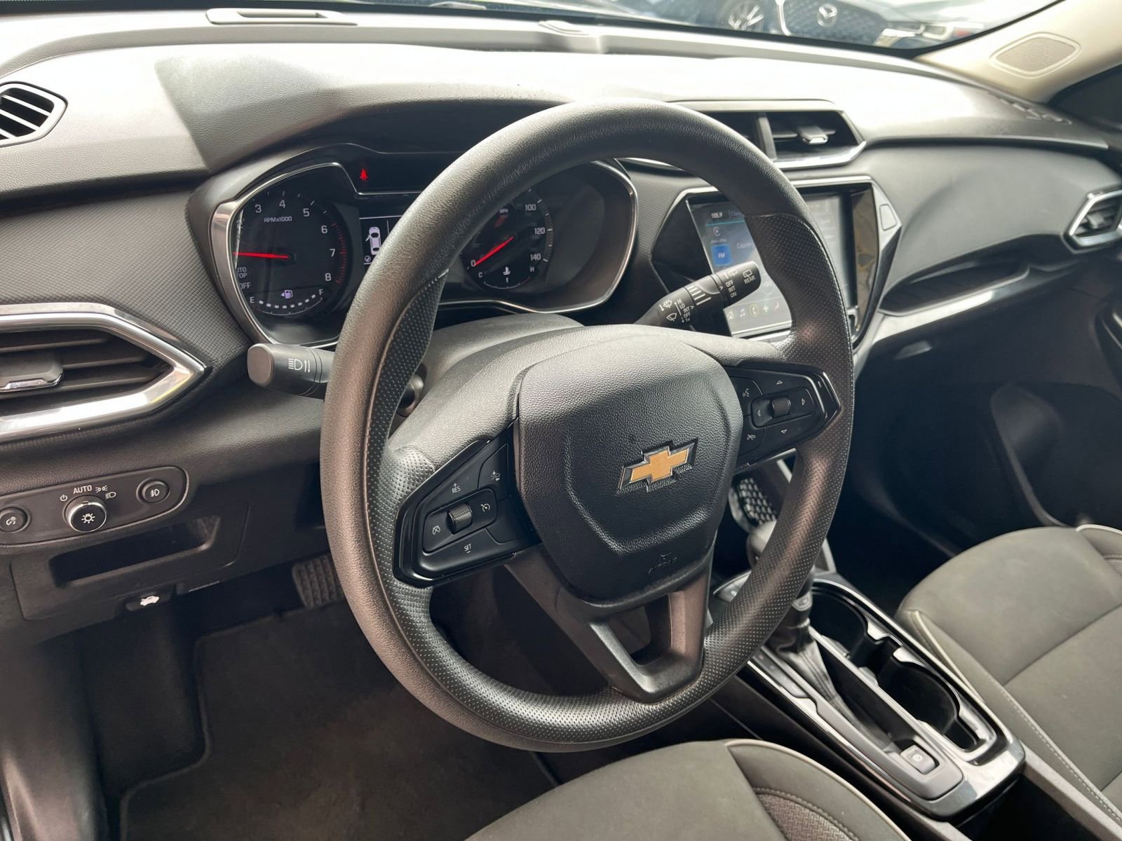 Used 2023 Chevrolet TrailBlazer LT w/ Convenience Package image 34