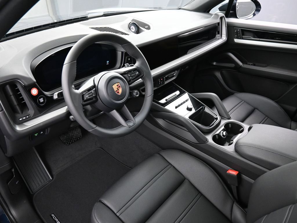 New 2026 Porsche Cayenne Coupe image 4