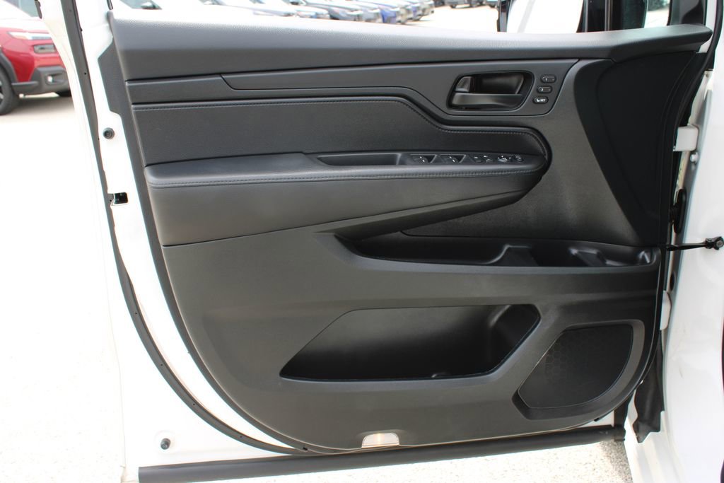 Used 2023 Honda Odyssey Sport image 7