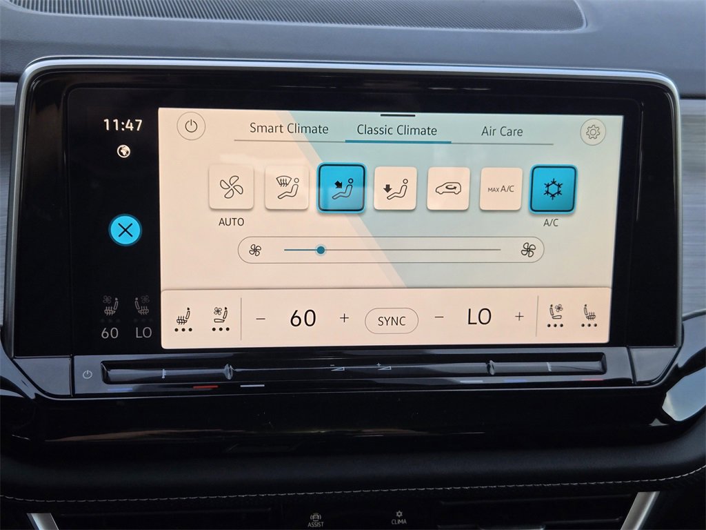 New 2026 Volkswagen Atlas Cross Sport SE image 16