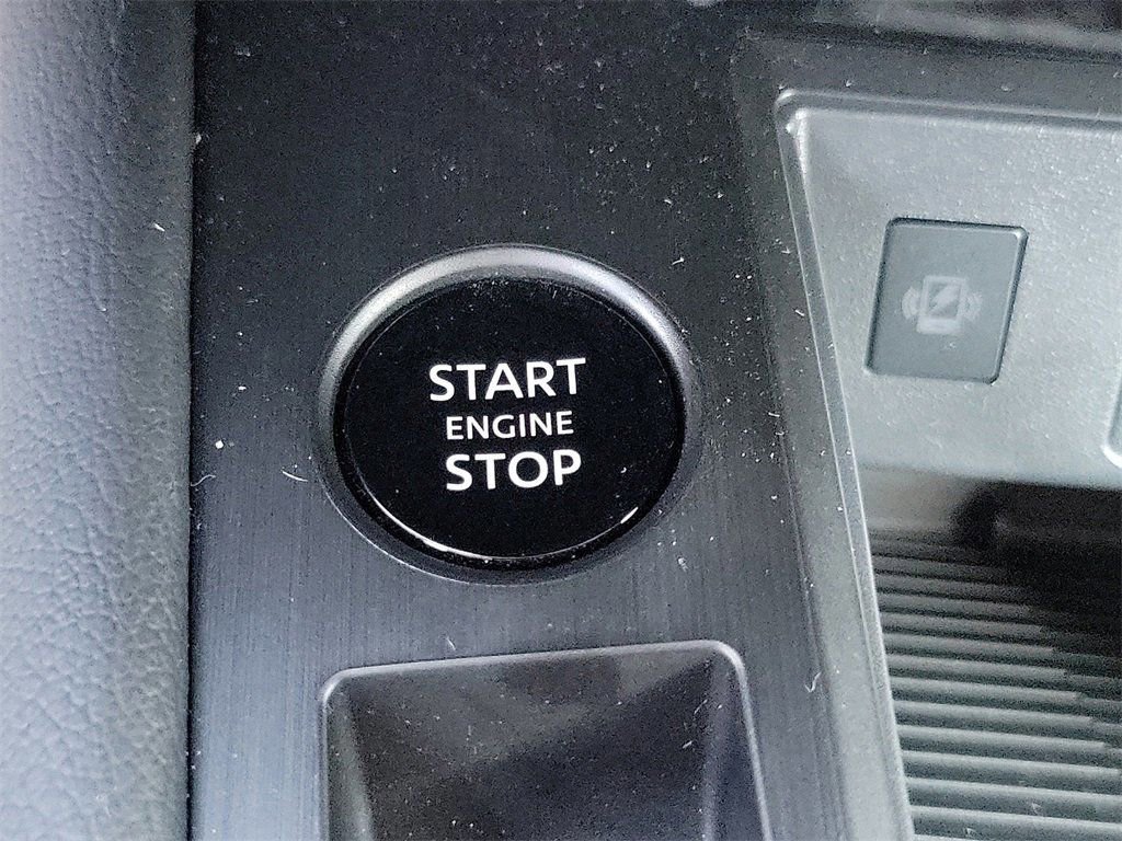 New 2026 Nissan Kicks SR w/ SR Premium Package image 12