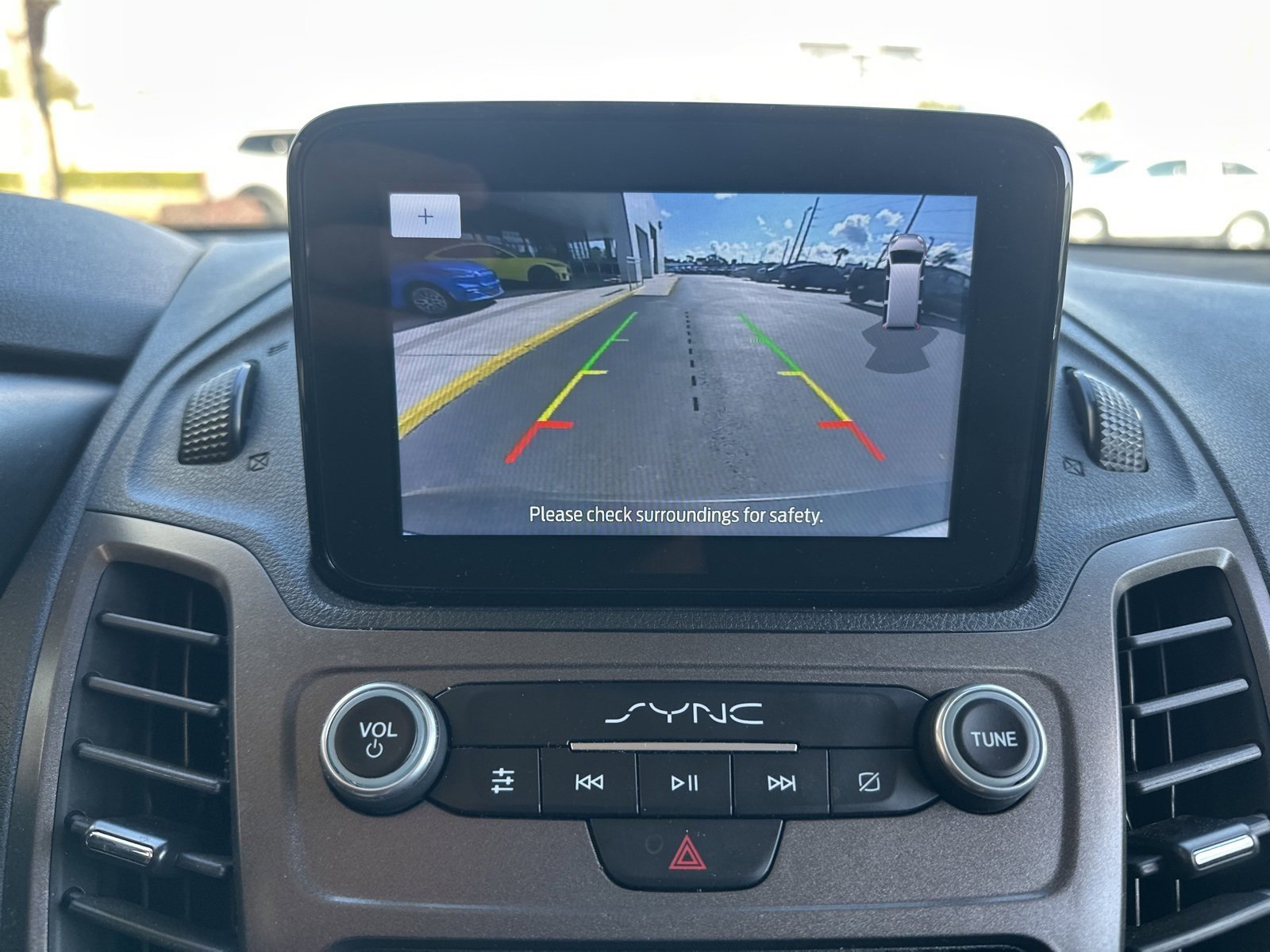 Used 2023 Ford Transit Connect XL image 10