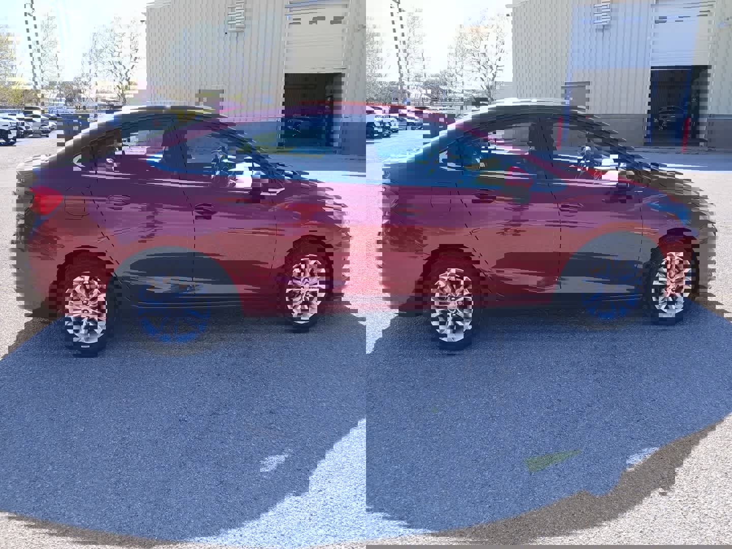 Used 2019 Chevrolet Cruze LT image 8