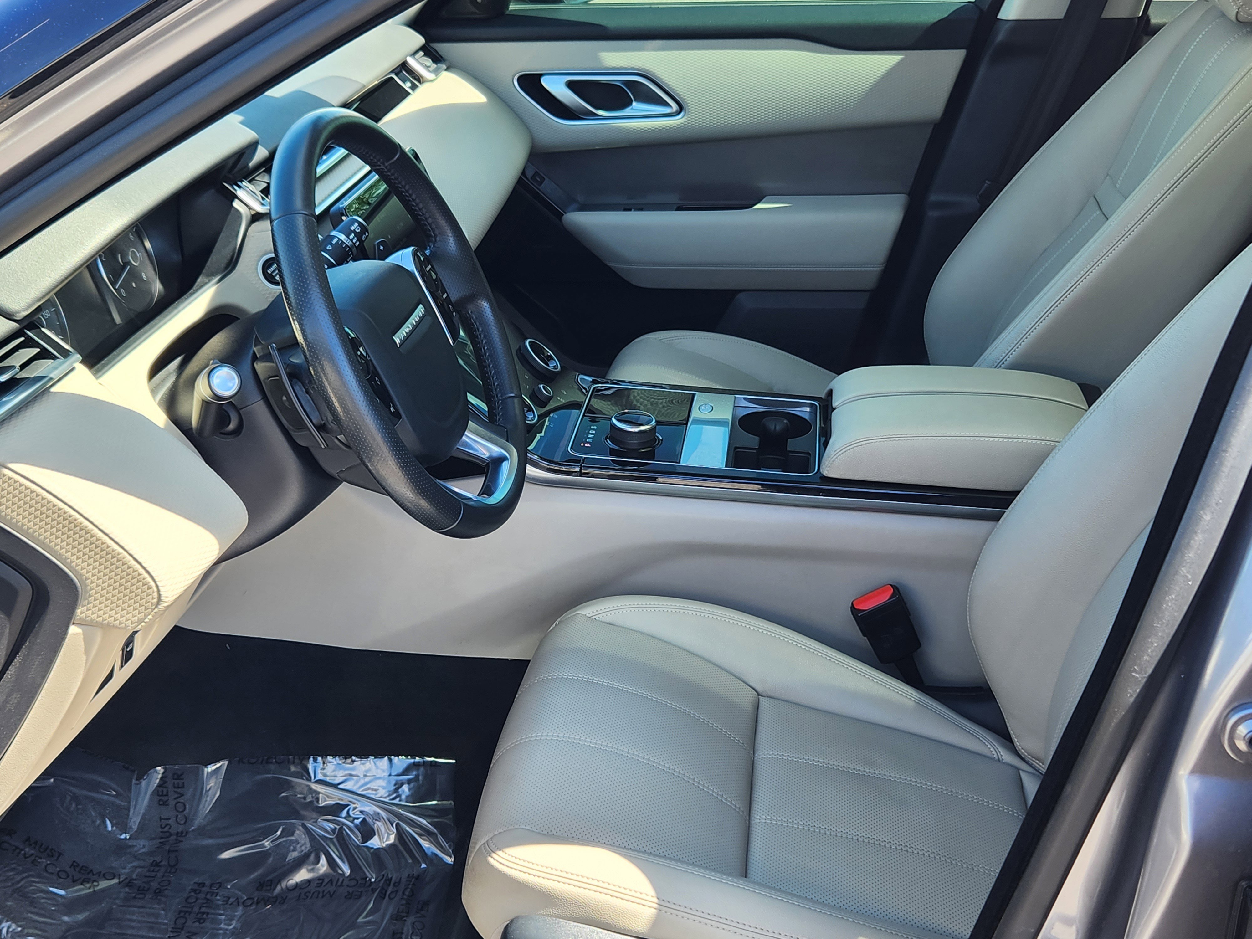 Used 2020 Land Rover Range Rover Velar S AWD/4WD image 18