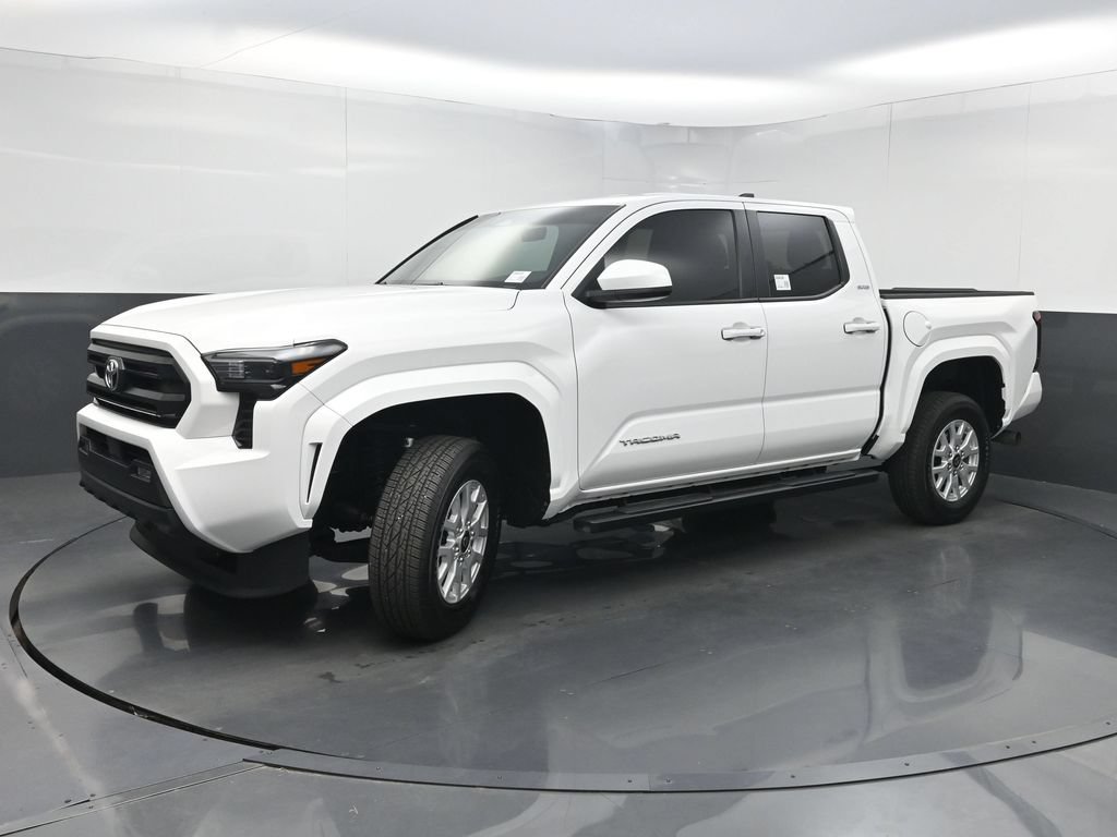 Used 2024 Toyota Tacoma SR5 AWD/4WD image 20