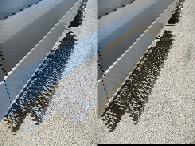 Used 2018 Mercedes-Benz Sprinter 2500 image 30