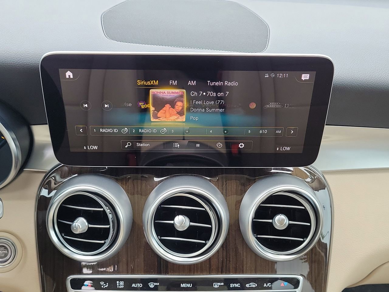 Certified 2022 Mercedes-Benz GLC 300 image 15