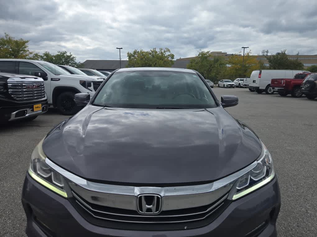 Used 2016 Honda Accord EX image 3