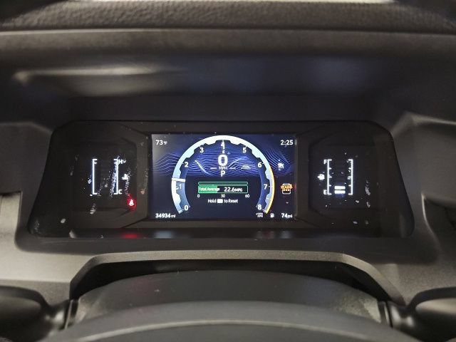 Used 2025 Toyota 4Runner SR5 AWD/4WD image 21