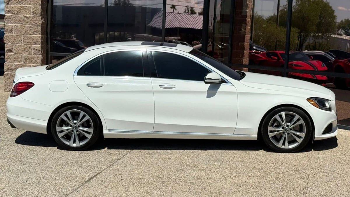 Used 2018 Mercedes-Benz C 300 Sedan w/ Premium Package image 18