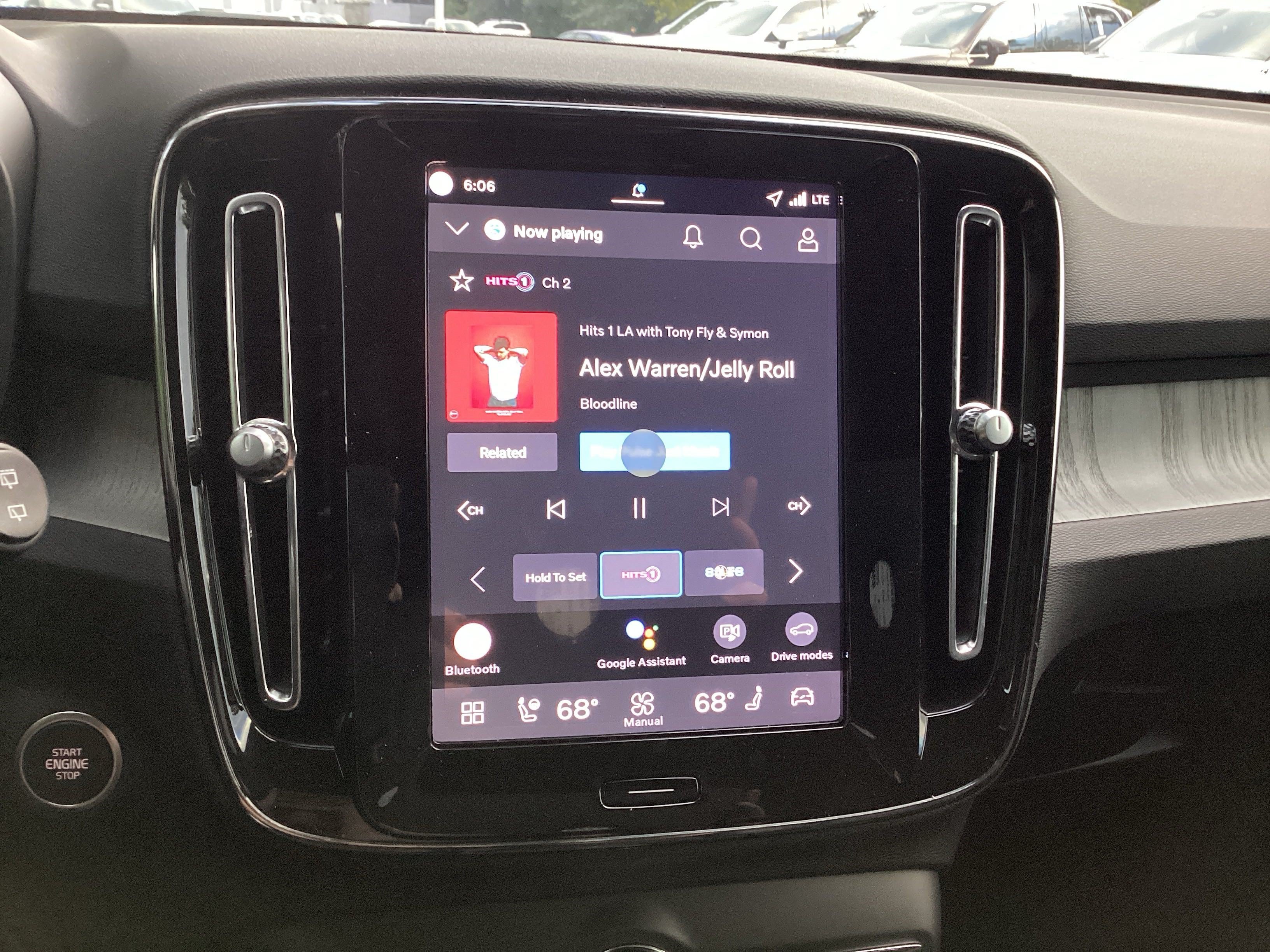 New 2026 Volvo XC40 B4 Core FWD image 26
