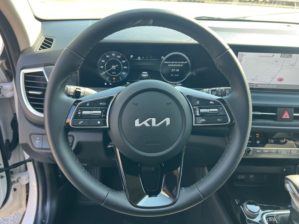 Certified 2024 Kia Seltos EX image 15