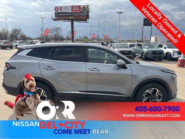 Used 2024 Kia Sportage LX image 6