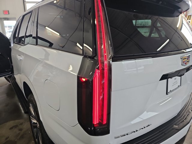 New 2026 Cadillac Escalade Sport w/ LPO, Floor Liner Package image 36