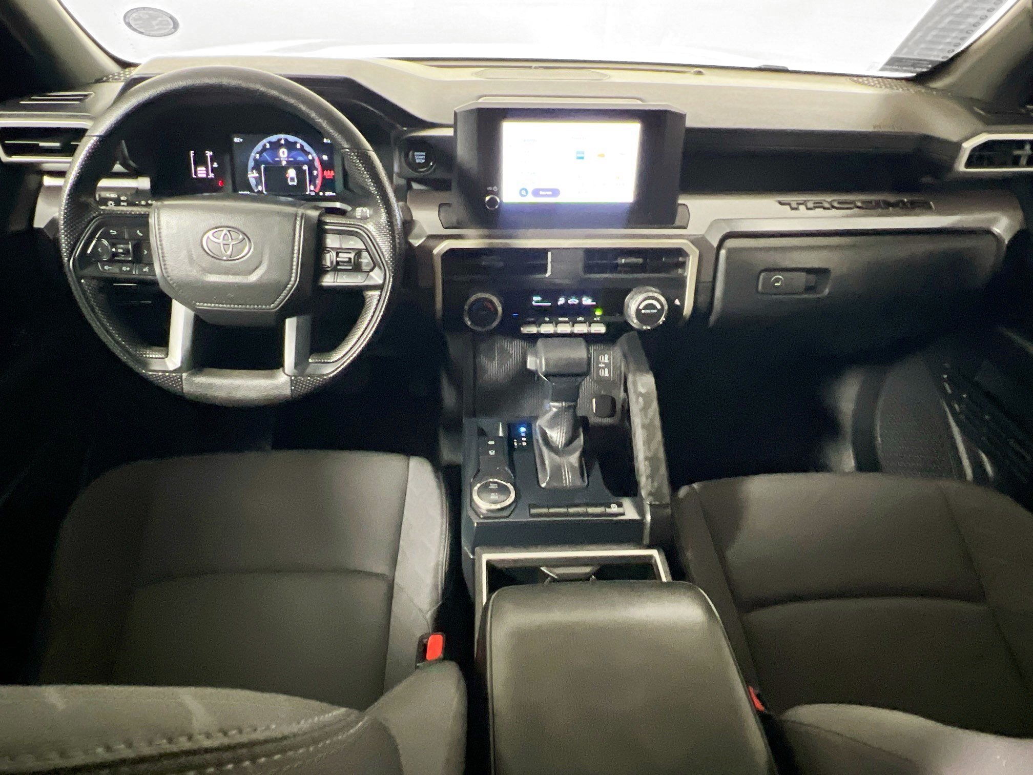 Used 2025 Toyota Tacoma SR5 RWD image 29