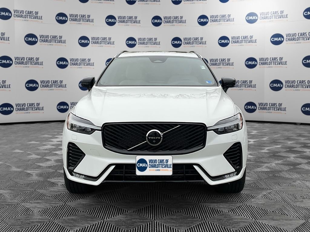 New 2026 Volvo XC60 B5 Plus w/ Protection Package Premier image 8