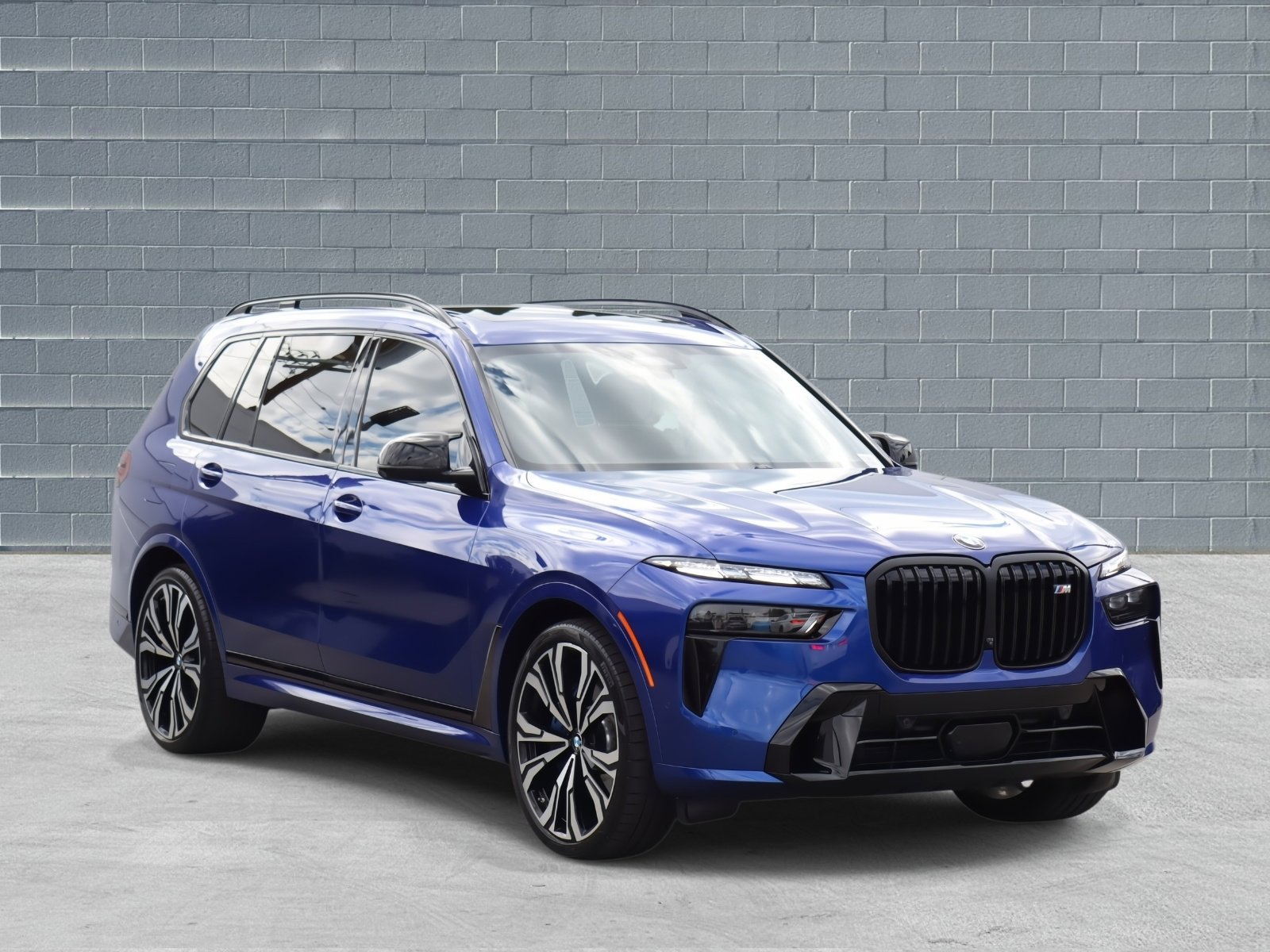 Used 2025 BMW X7 M60i