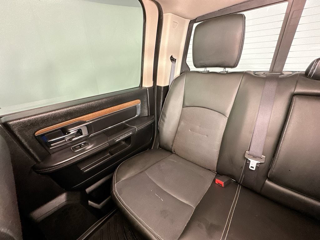 Used 2015 RAM 2500 Laramie w/ Convenience Group AWD/4WD image 12
