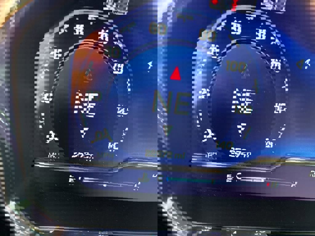 Certified 2024 Chevrolet Silverado 2500 ZR2 w/ Technology Package image 7