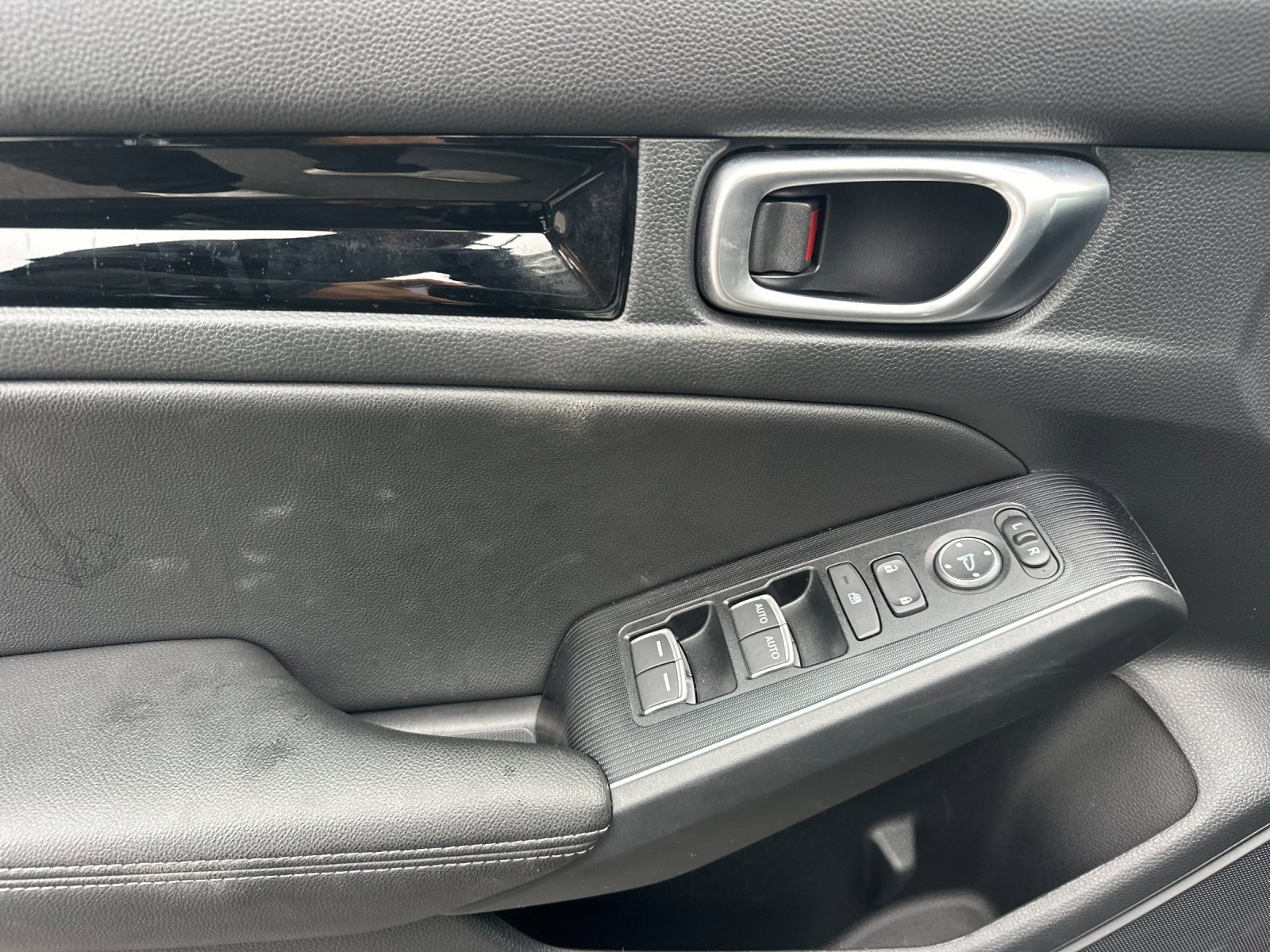 Used 2023 Honda Civic Sport Touring image 10